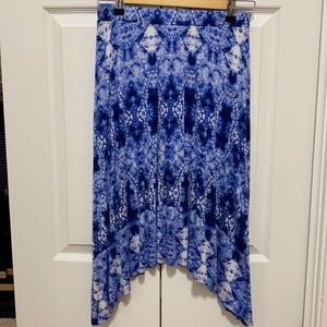 3/$10 ❤️❤️❤️ DressBarn Petite Sharkbite Hem Skirt